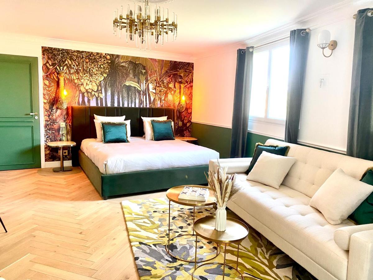 Villa Caprice Сикс-Фор-ле-Плаж Екстериор снимка